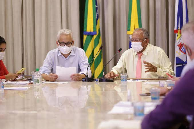 Doutor Pessoa antecipa pagamento de salário dos servidores